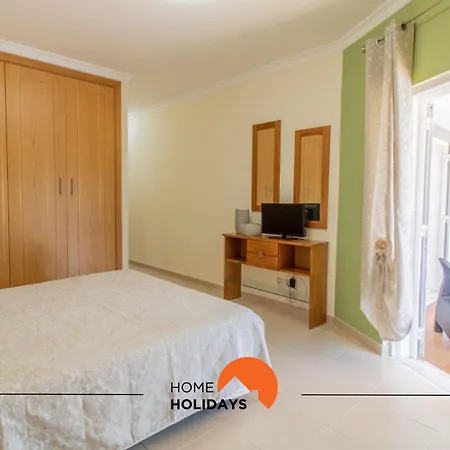 Vakantiehuis #297 Espacosa Vivenda V5 By Holidays