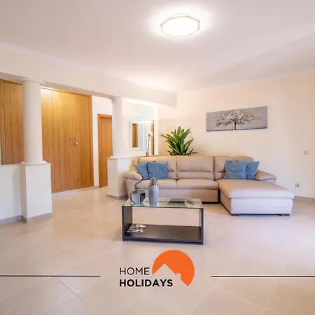 #297 Espacosa Vivenda V5 By Holidays