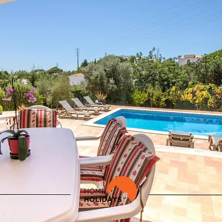 Holiday home #297 Espacosa Vivenda V5 By Holidays *