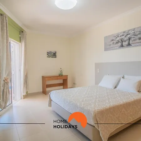#297 Espacosa Vivenda V5 By Holidays Holiday home Albufeira