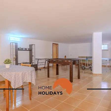 #297 Espacosa Vivenda V5 By Holidays *