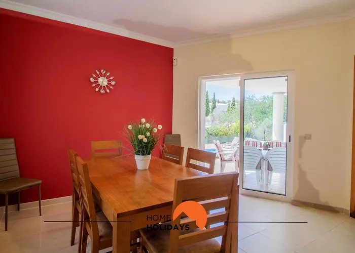 펜션 #297 Espacosa Vivenda V5 By Holidays 알부페이라