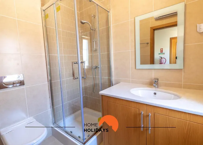 #297 Espacosa Vivenda V5 By Holidays 알부페이라