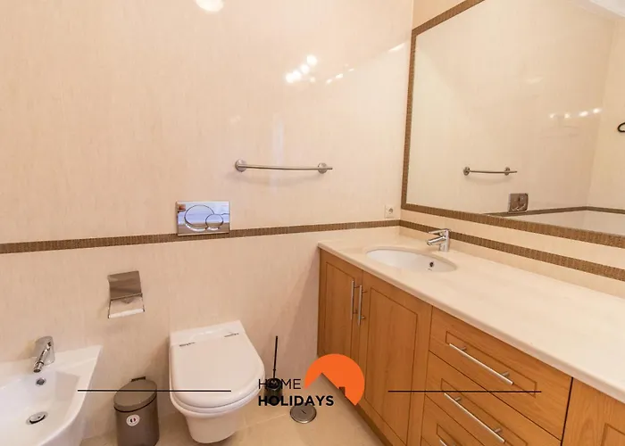 #297 Espacosa Vivenda V5 By Holidays 펜션